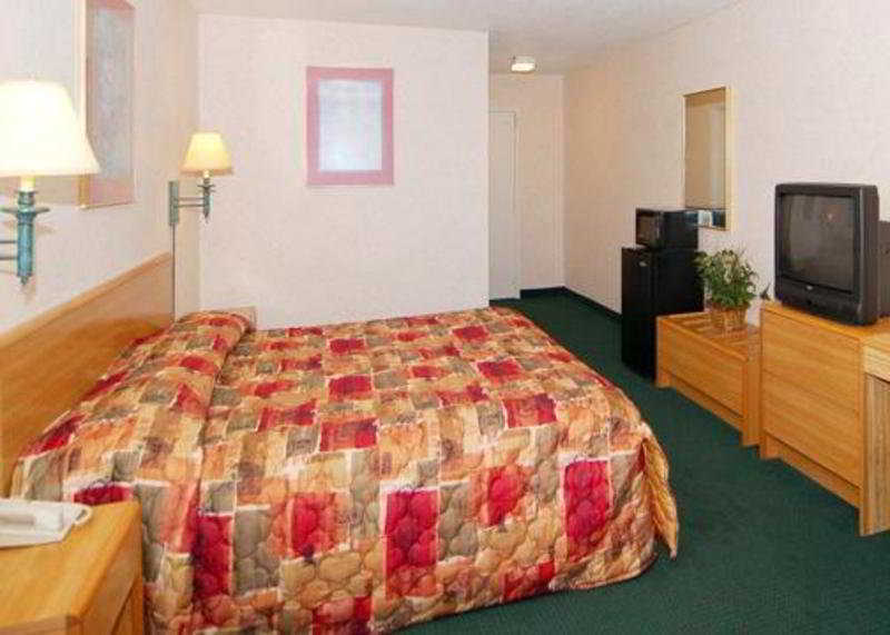 Airport Inn 플린트 외부 사진